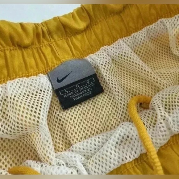 Vintage Nike Mens size L Swoosh Lined Nylon Shorts Yellow Swim Trunks Nautical - Picture 13 of 13
